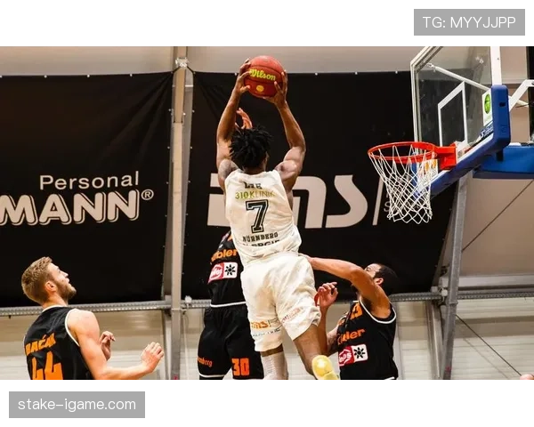 格兰特·哈克特入选国际游泳名人堂 澳洲泳坛传奇再获殊荣