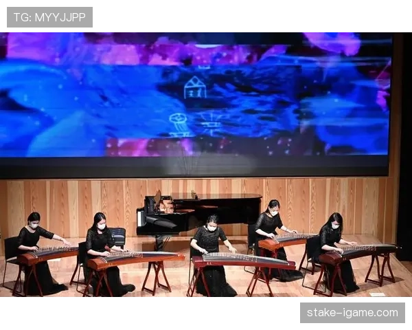 诺维奇卡罗路歌声传情，共庆多元文化和谐共生