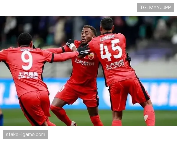 奥斯卡进攻创造力成关键，助球队逆转取胜战术引热议