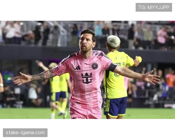 梅西状态回暖引爆热议，球迷期待其延续强势表现