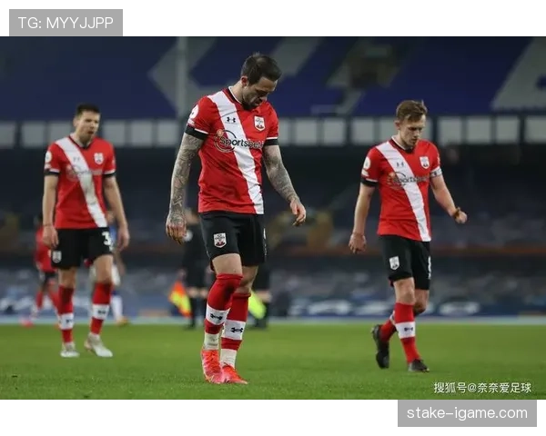 南安普顿引援实力提升，状态回暖有望增强英超新赛季竞争力