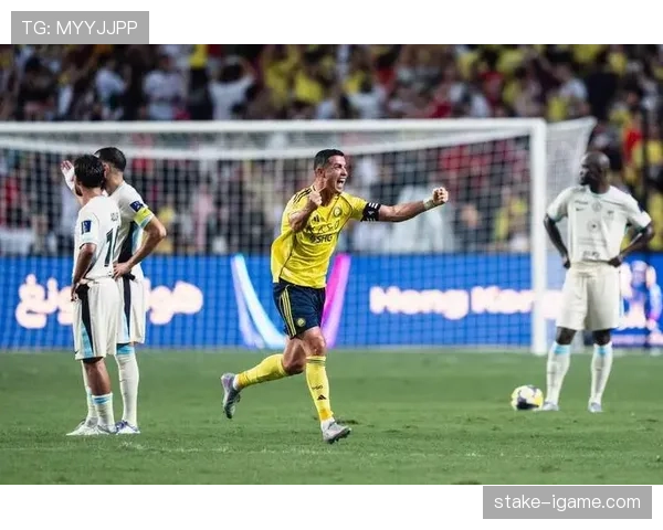 解放者杯战火重燃，南美足球激情点燃球迷热情