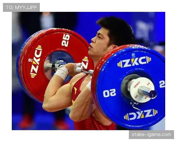 谌利军这训练强度，一天三练还啃鸡胸肉，真不怕吃吐了？